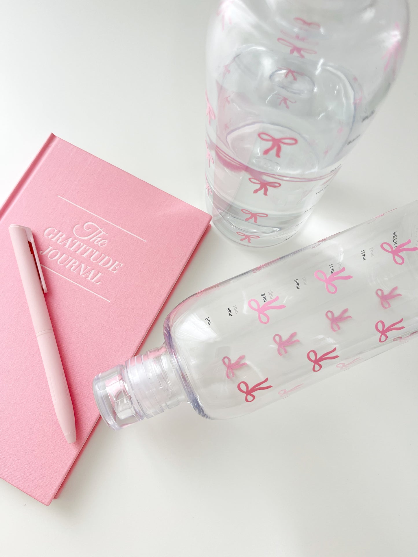 Bow Clear Time Scale Water Bottle