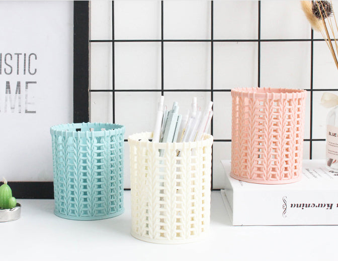 Woven Style Pen Holder