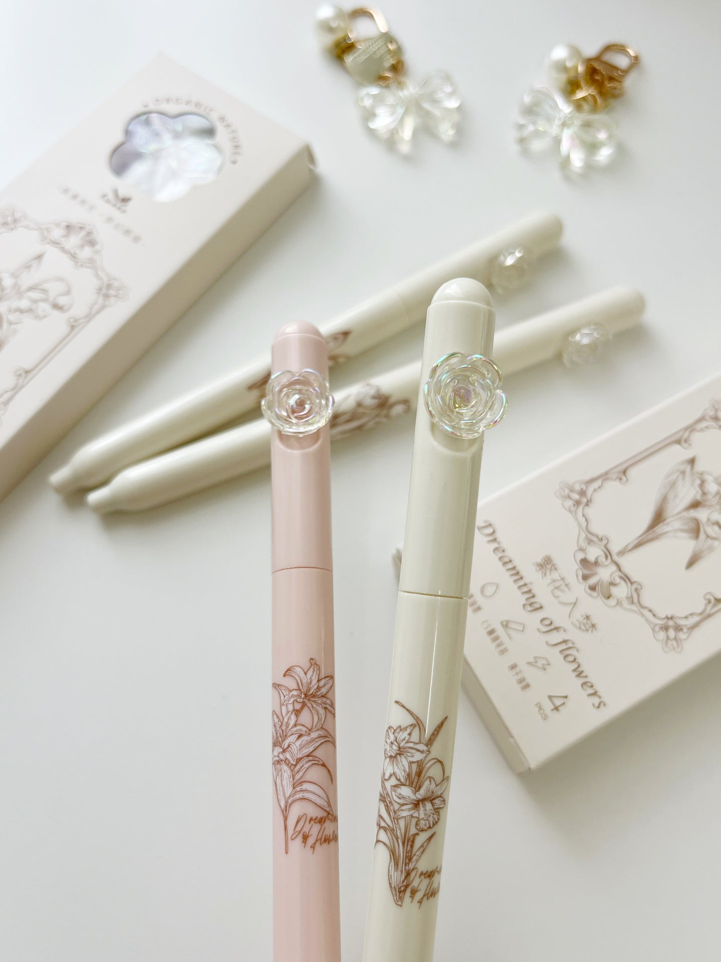 Flowers and Alice Pen Set